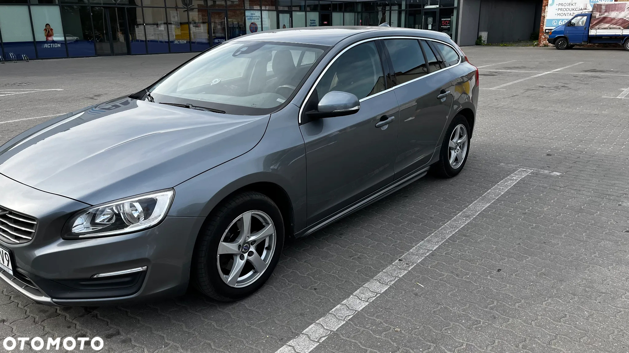 Volvo V60 D2 Geartronic Momentum - 4