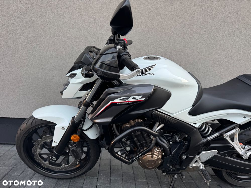 Honda CB - 10