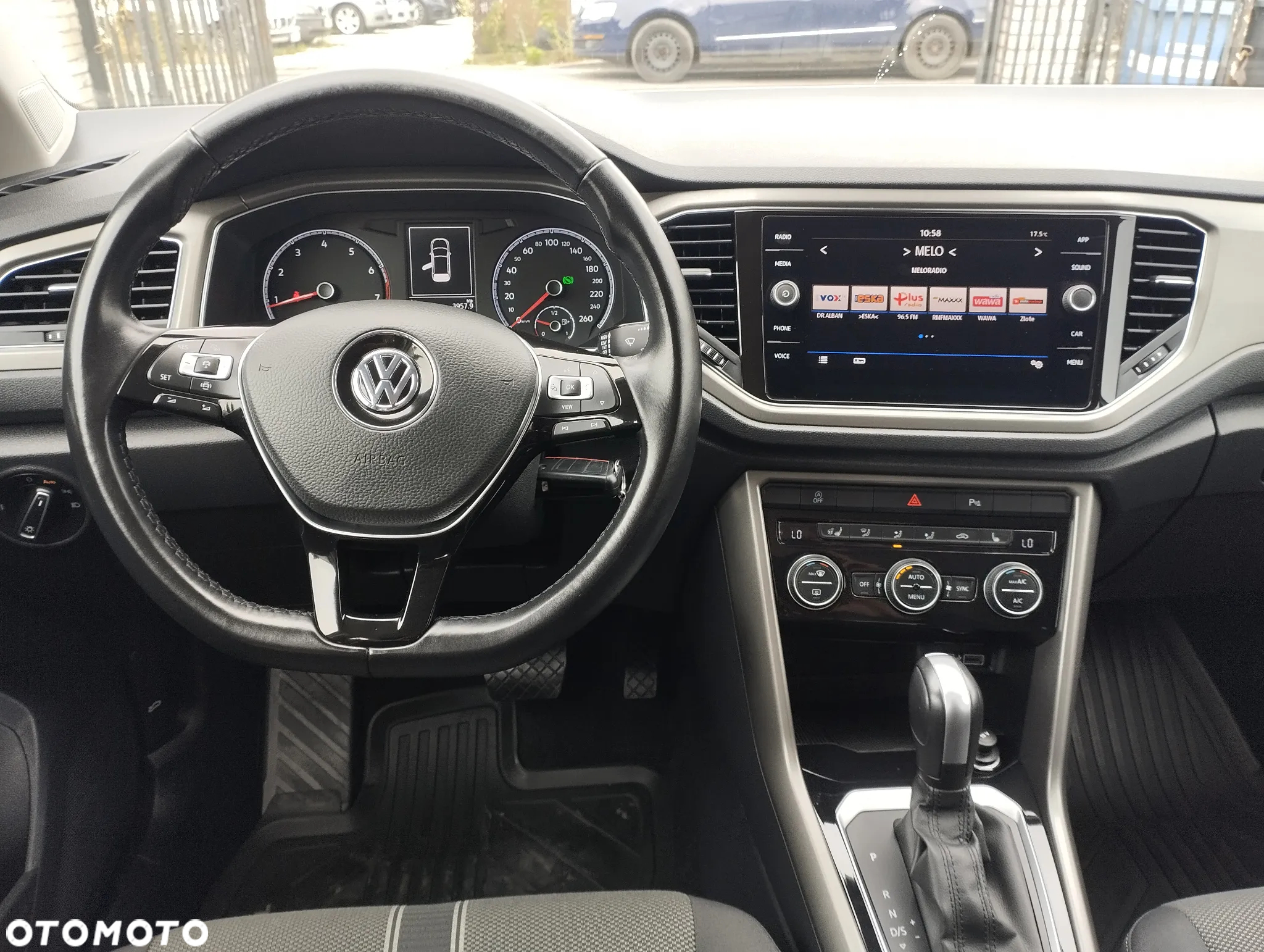 Volkswagen T-Roc 1.5 TSI ACT Advance DSG - 17