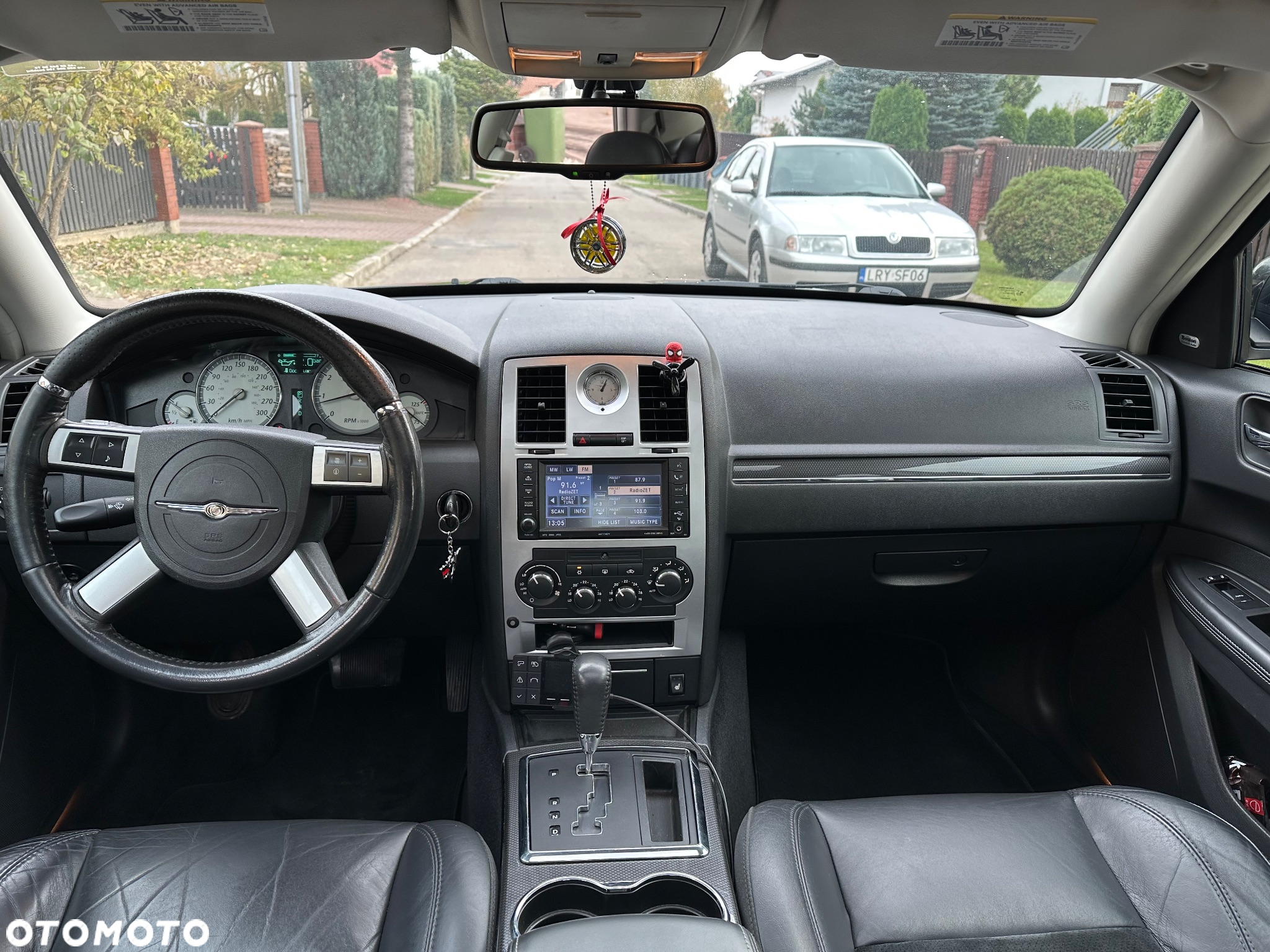 Chrysler 300C 6.1 V8 Hemi SRT8 - 20