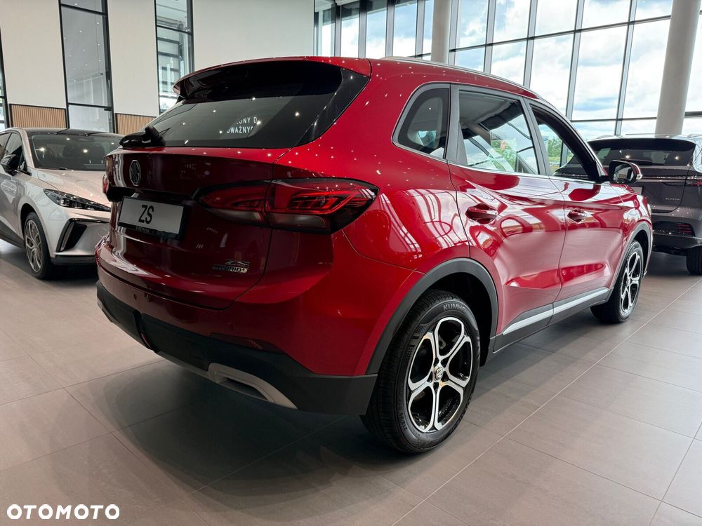 MG ZS Hybrid+ - 6
