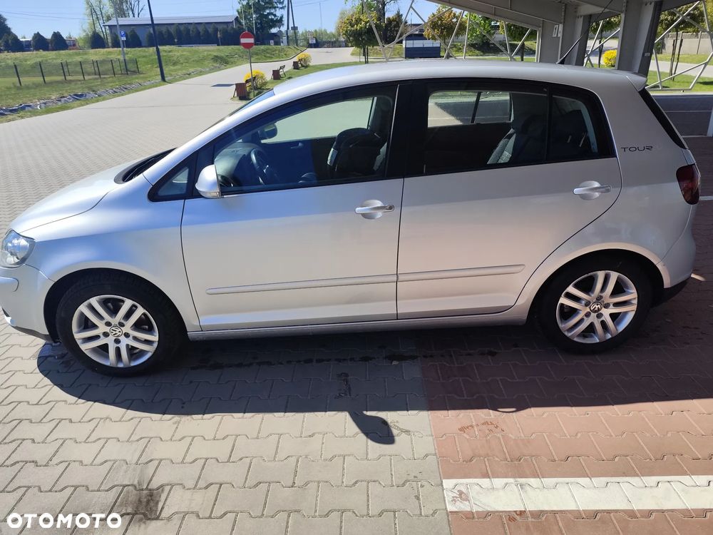 Volkswagen Golf Plus 1.6 FSI Tour - 1