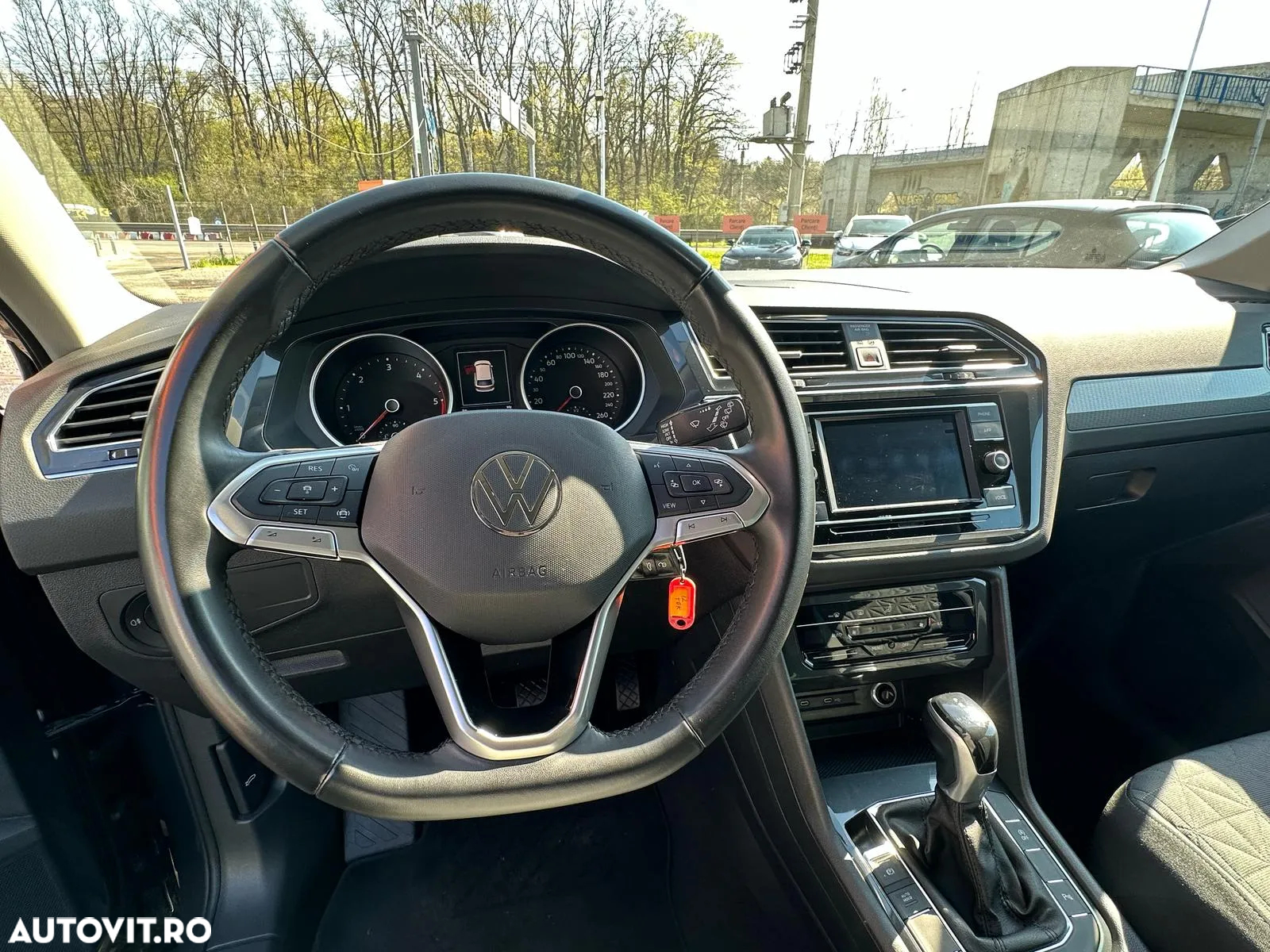 Volkswagen Tiguan 2.0 TDI SCR DSG Life - 9