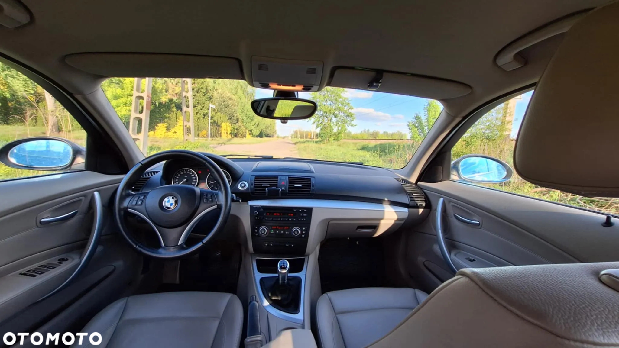 BMW Seria 1 120i - 9