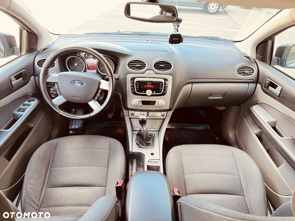 Ford Focus 2.0 TDCi Titanium - 16