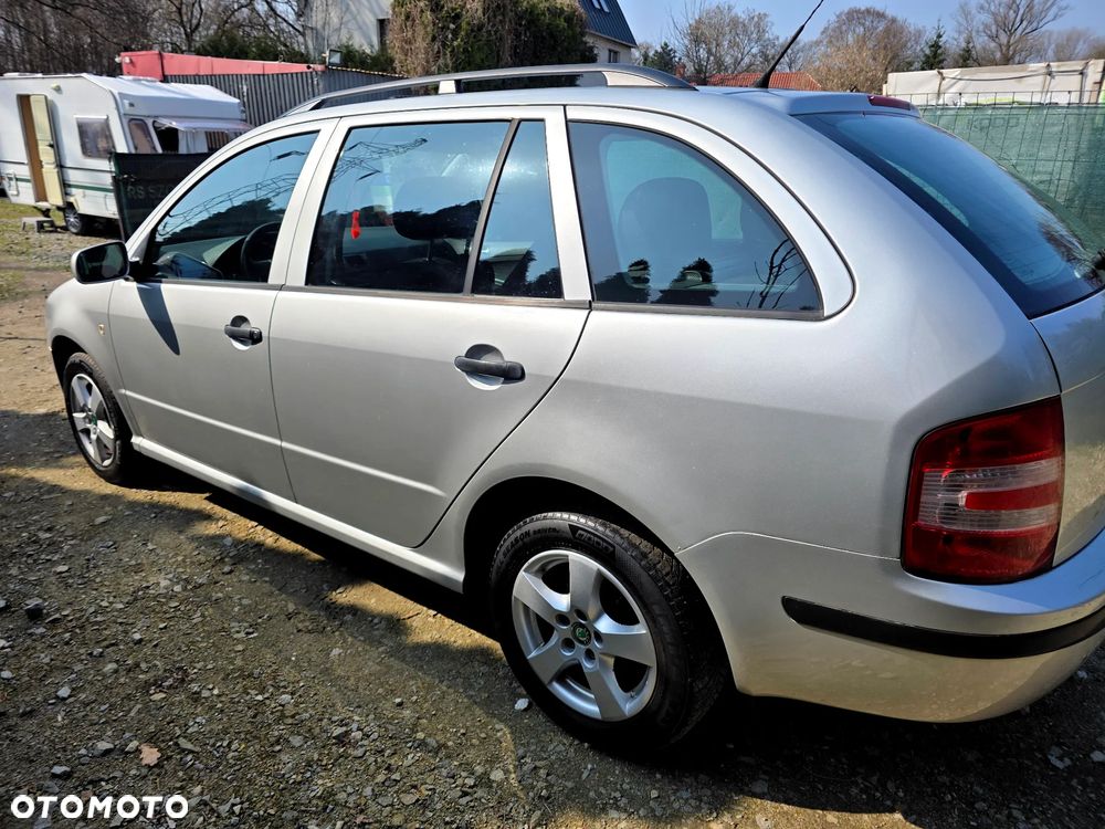 Skoda Fabia 1.2 HTP Combi Comfort - 13