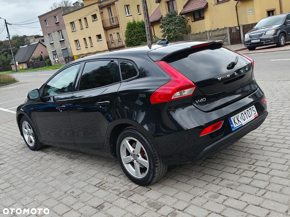 Volvo V40 D2 Kinetic - 14