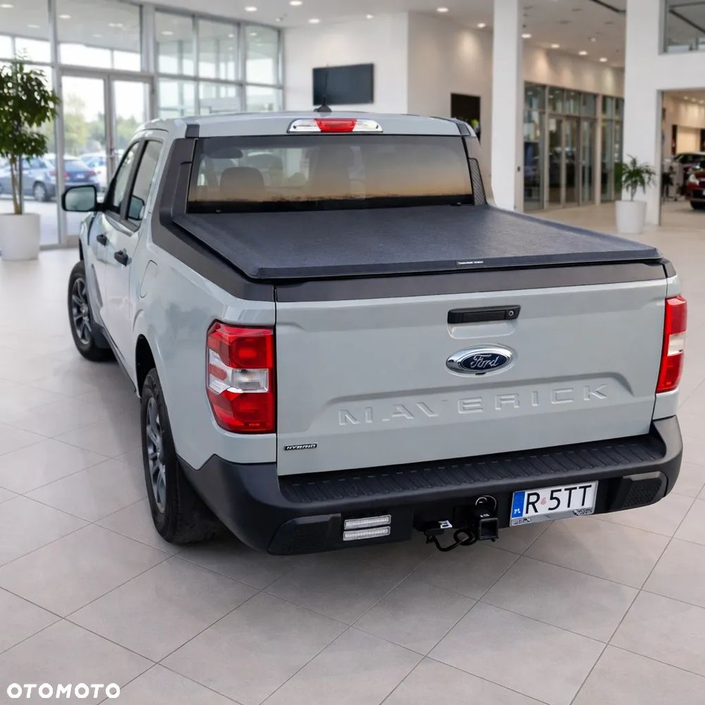 Ford Maverick - 2