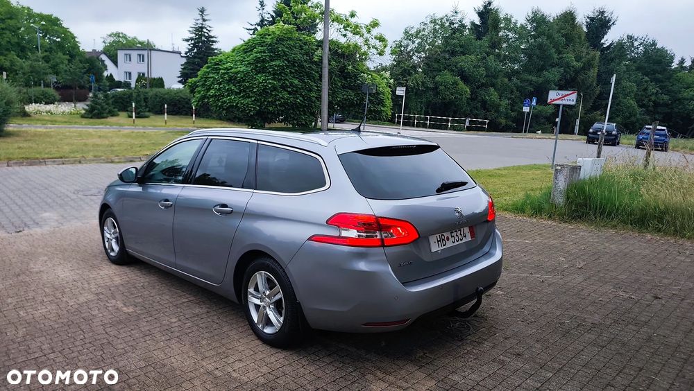 Peugeot 308 BlueHDi 120 Stop & Start Business-Line - 4