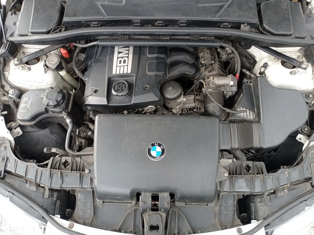 BMW Seria 1 - 22
