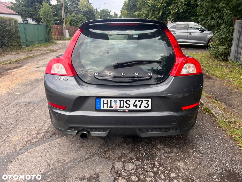 Volvo C30 D2 R-Design - 7