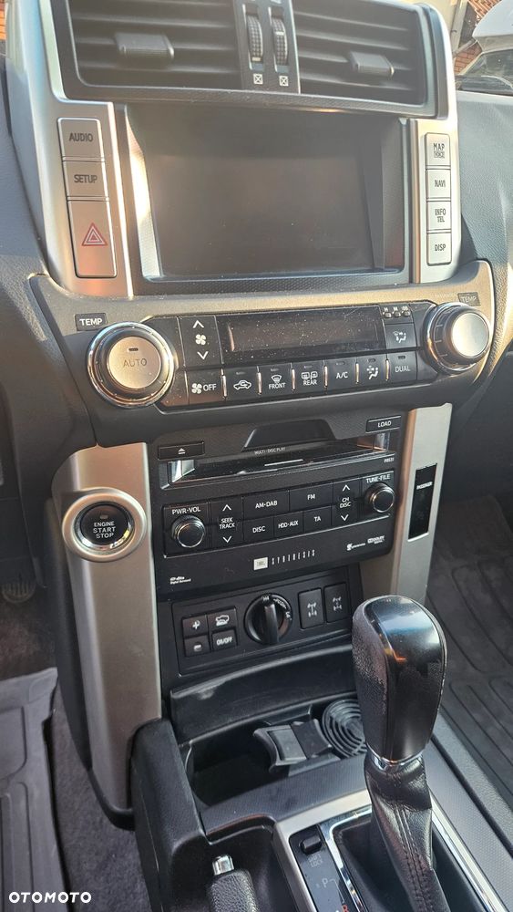 Toyota Land Cruiser LC 3.0 D-4D Prestige - 8