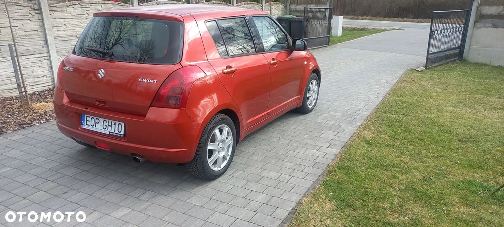 Suzuki Swift 1.3 Comfort dance - 12