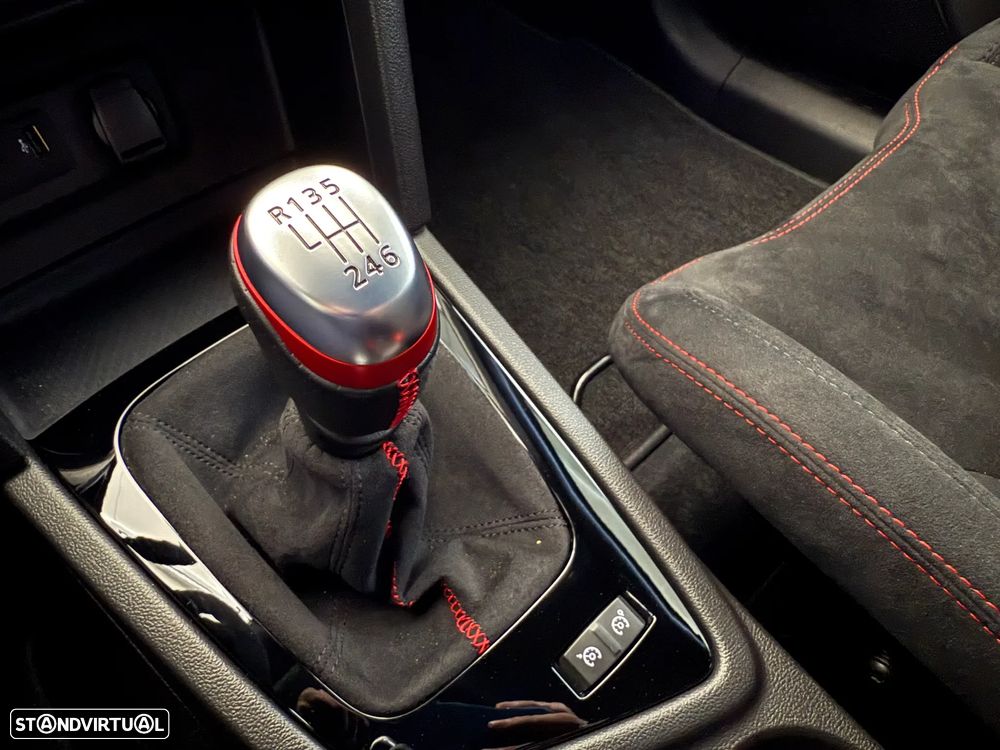 Renault Mégane 1.8 TCe R.S. Trophy-R - 27