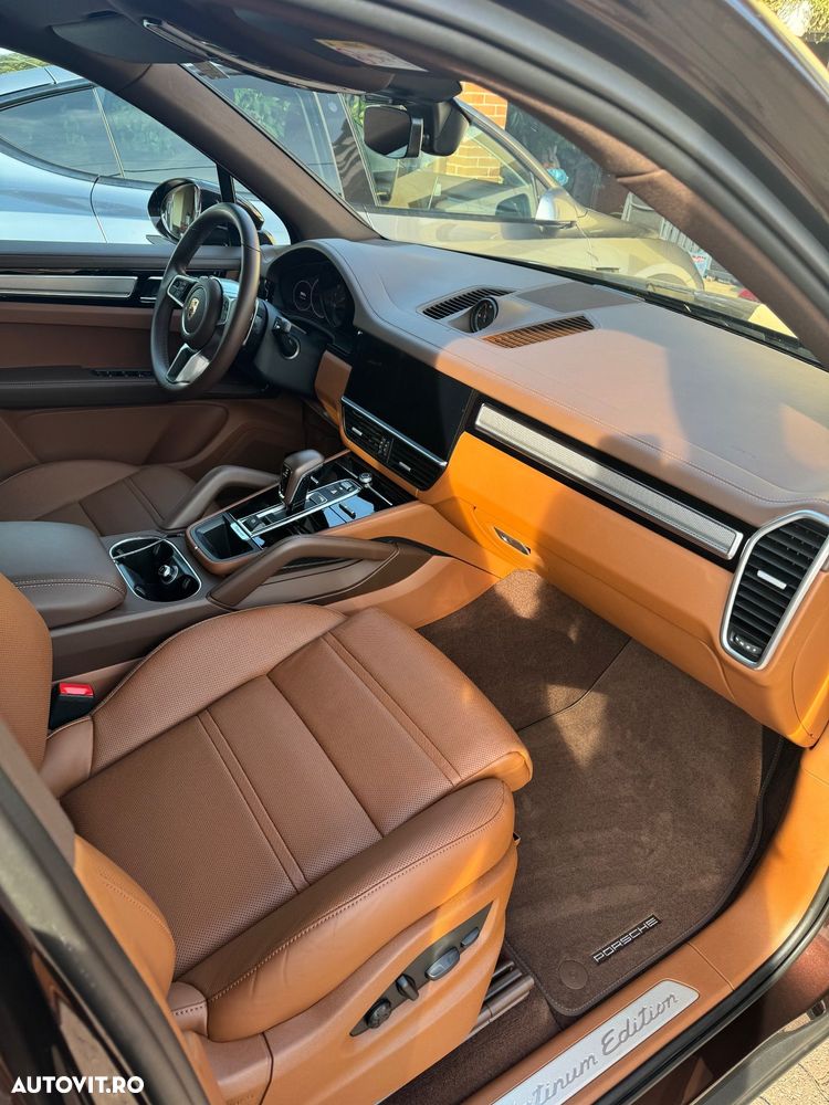 Porsche Cayenne - 3
