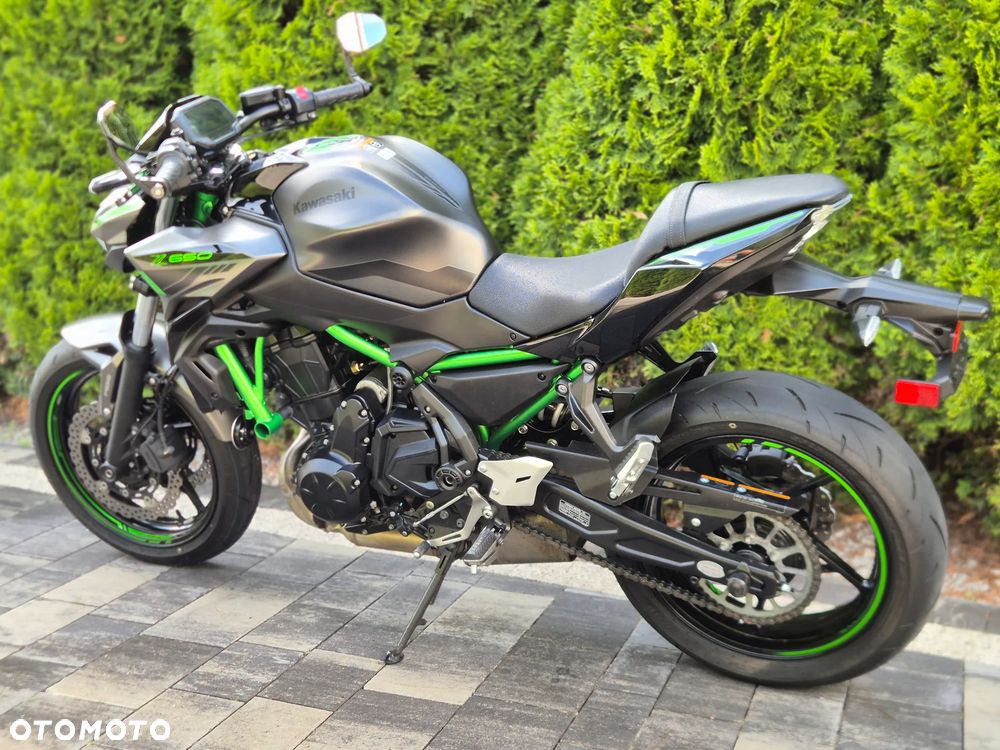 Kawasaki Z 650 - 6