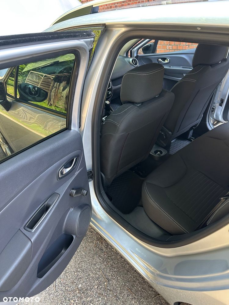 Renault Clio - 14