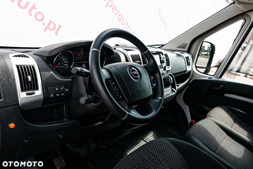 Opel Movano L2H2 2.2 165KM - 23
