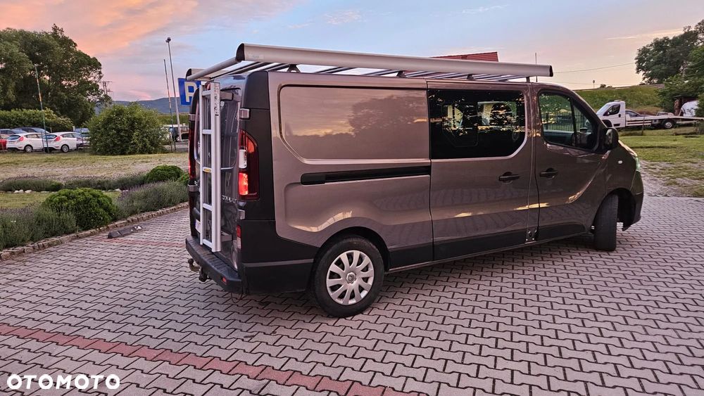 Renault Trafic Grand 2.0 dCi EDC - 8