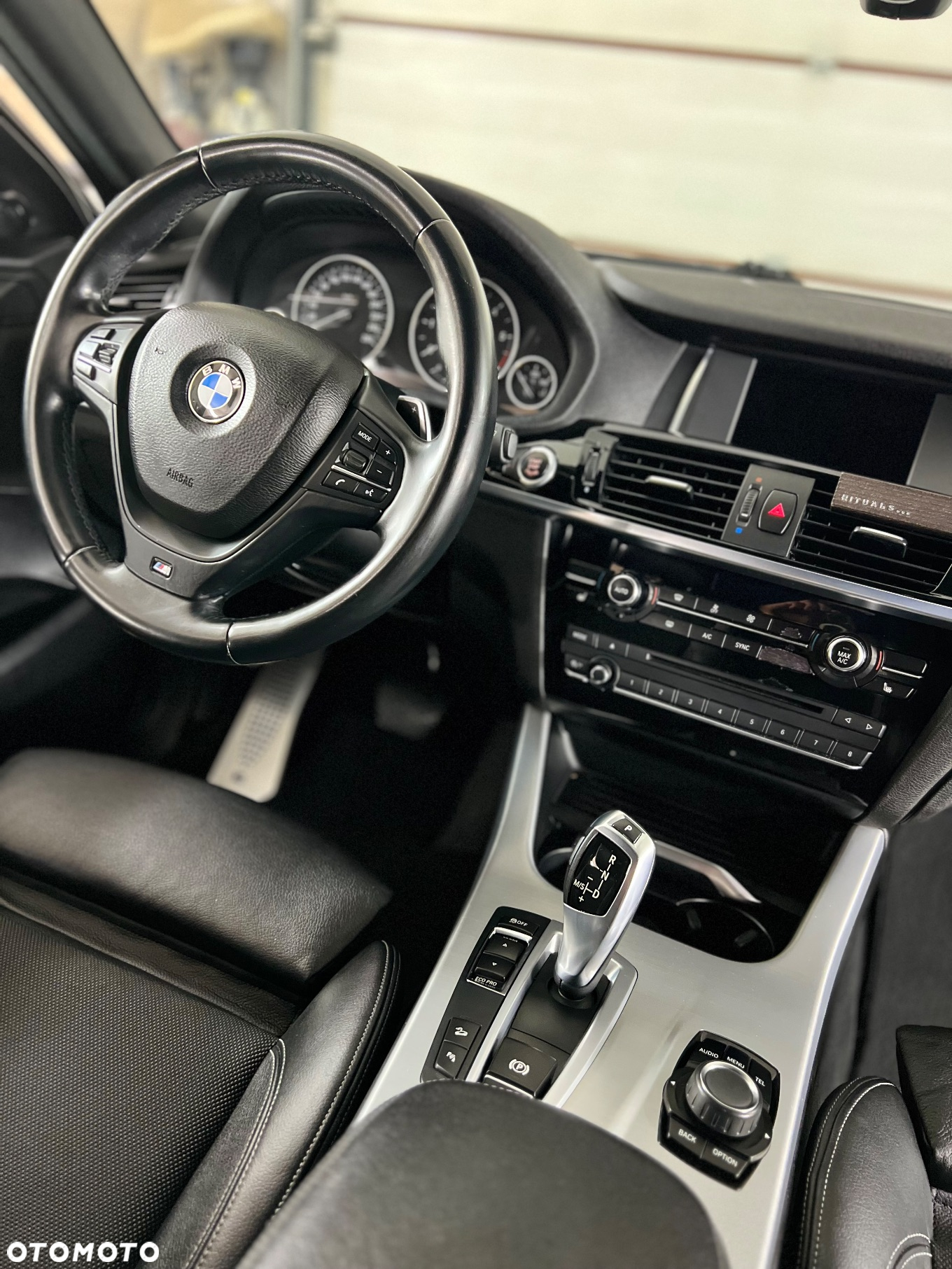BMW X4 xDrive20d - 14