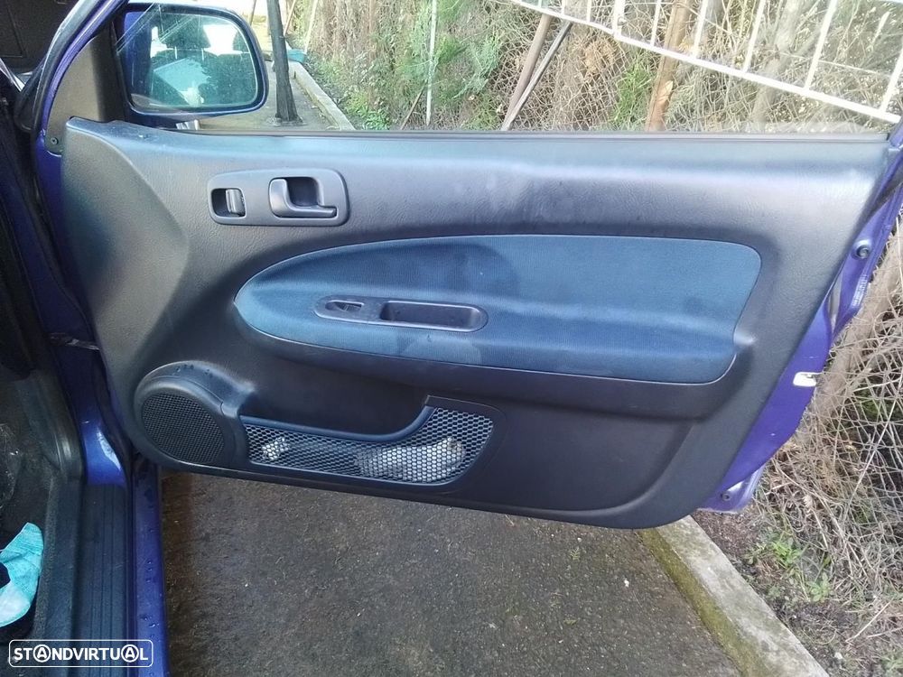 FORRA DA PORTA FRENTE DIREITA HONDA HR-V GH - 1