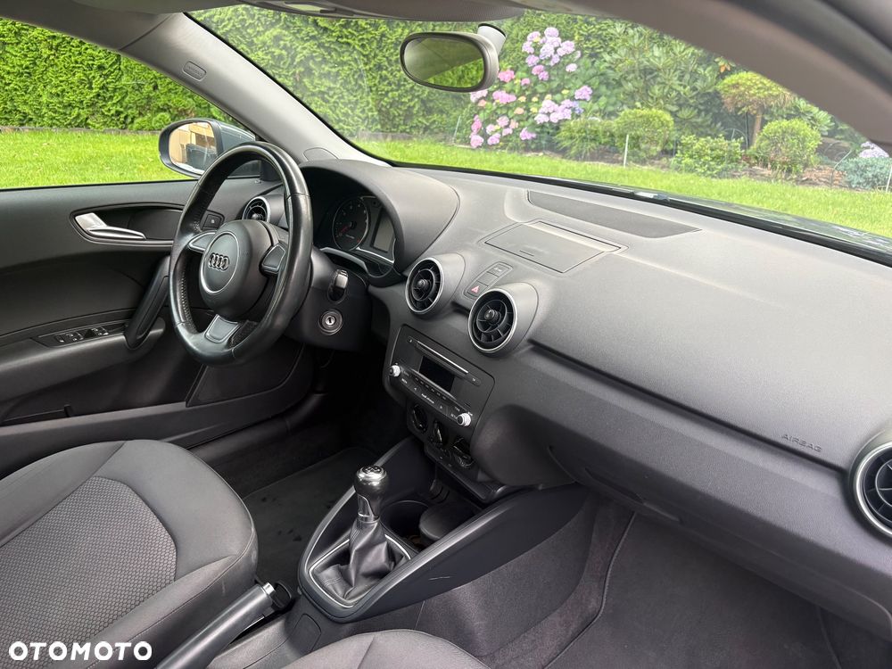 Audi A1 Sportback 1.0 TFSI ultra Design - 12