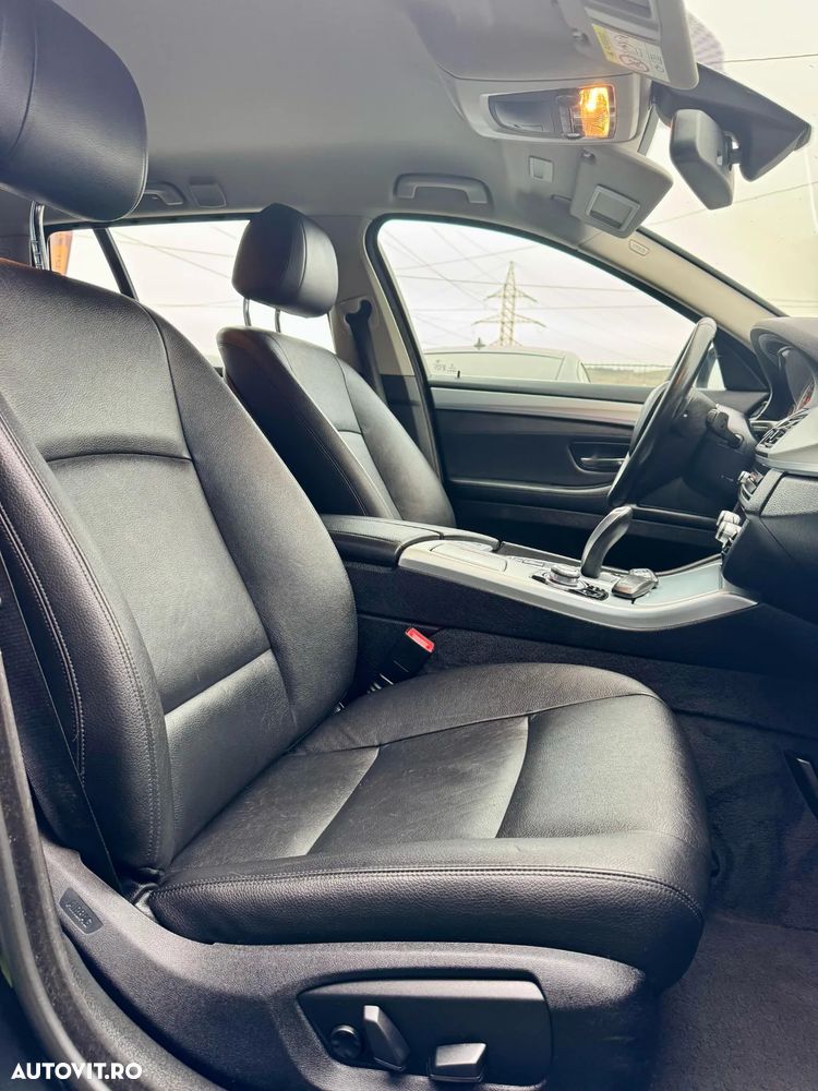 BMW Seria 5 520d xDrive Touring Aut. Luxury Line - 22