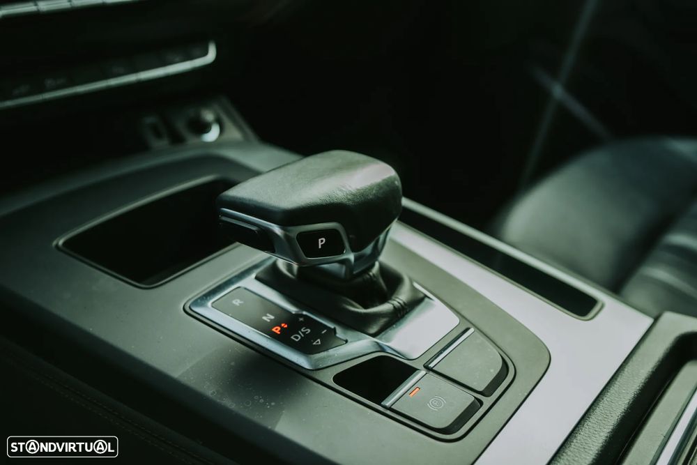 Audi Q5 50 TFSIe quattro S tronic S line business - 9