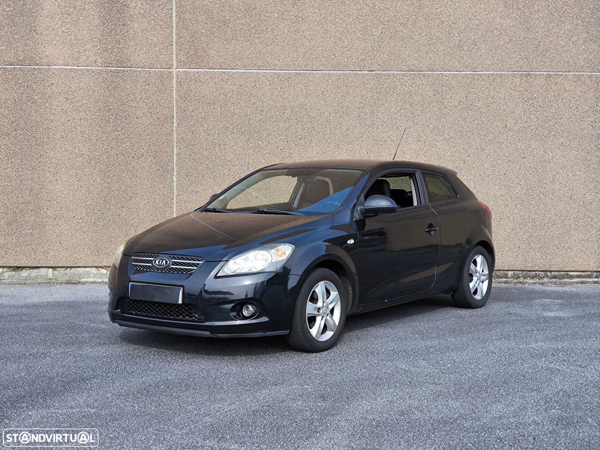 Kia Ceed - 1