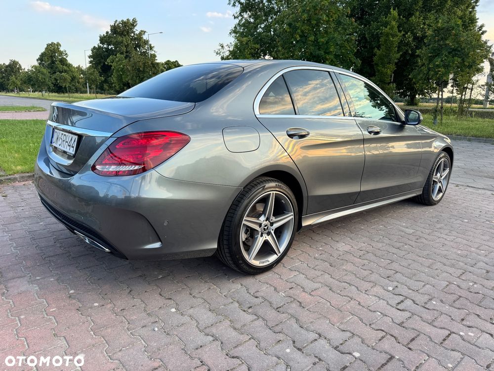 Mercedes-Benz Klasa C 200 4-Matic 9G-TRONIC - 2