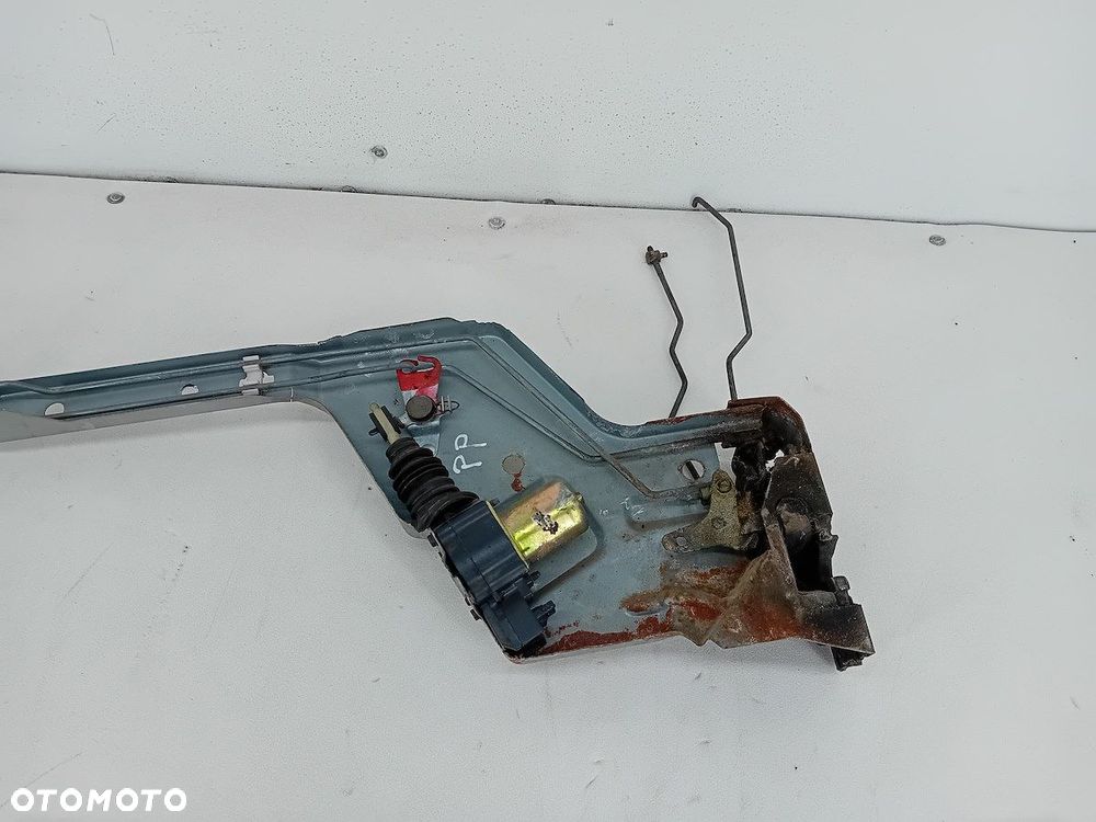 ZAMEK DRZWI PRAWY PRZÓD CHEVROLET BERETTA (87-96) - 4