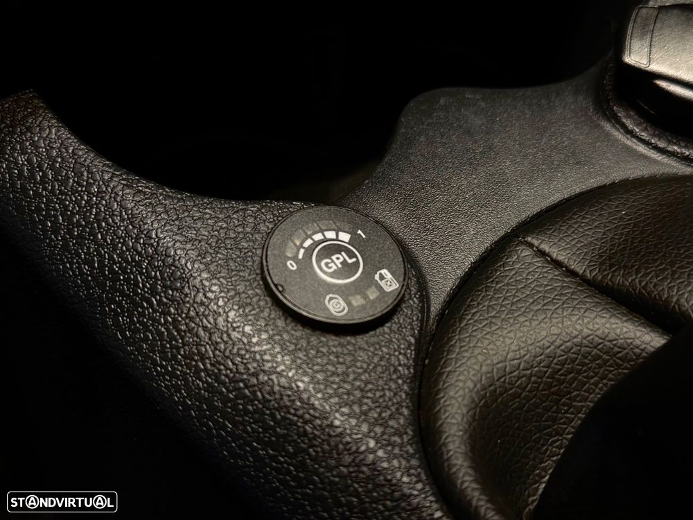 Dacia Sandero 1.0 ECO-G Stepway Bi-Fuel - 19