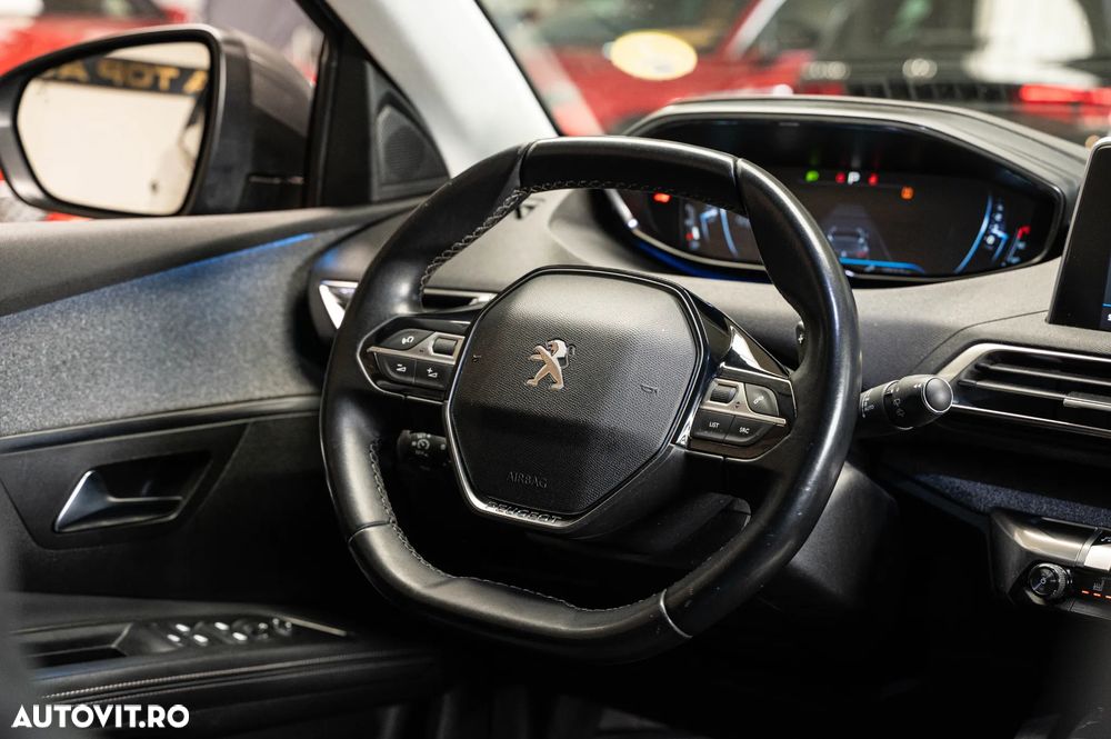 Peugeot 5008 BlueHDI 130 EAT8 Allure Pack - 30