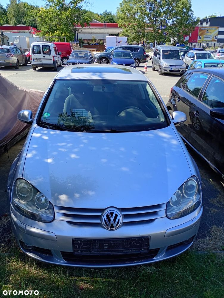 Volkswagen Golf - 4