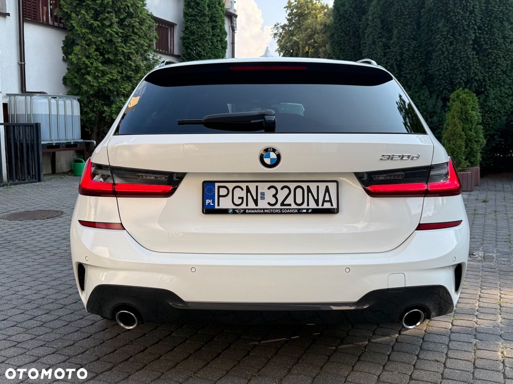 BMW Seria 3 320d Edition M Sport Shadow - 8