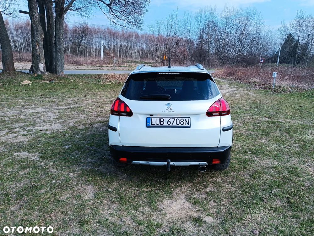 Peugeot 2008 BlueHDi 100 Allure - 6