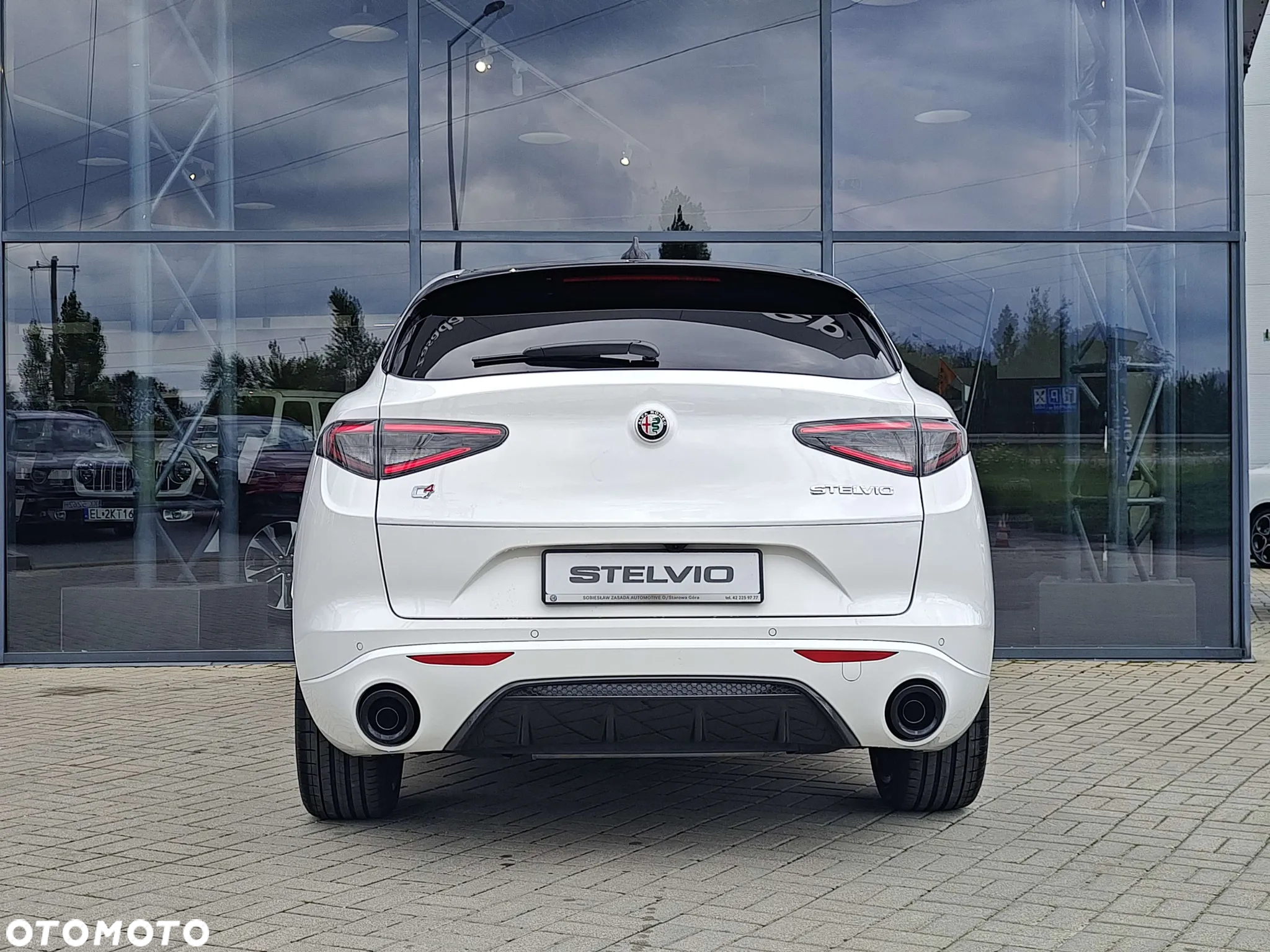 Alfa Romeo Stelvio - 13