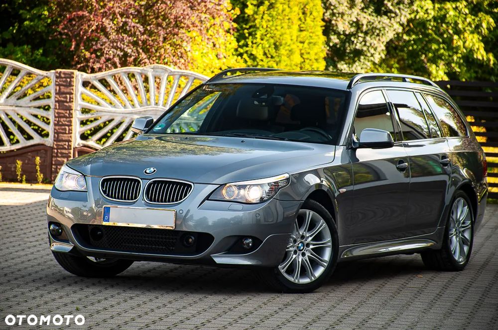 BMW Seria 5 525i xDrive Edition Exclusive - 7