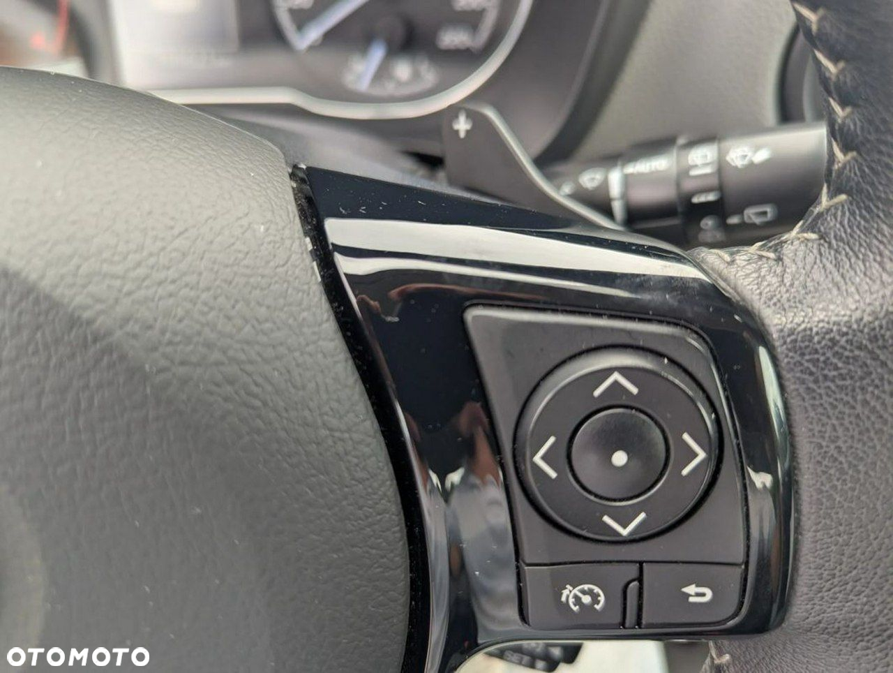 Toyota Yaris 1.5 Dynamic CVT - 10
