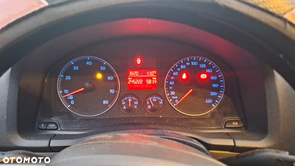 Volkswagen Golf 2004 photo 5