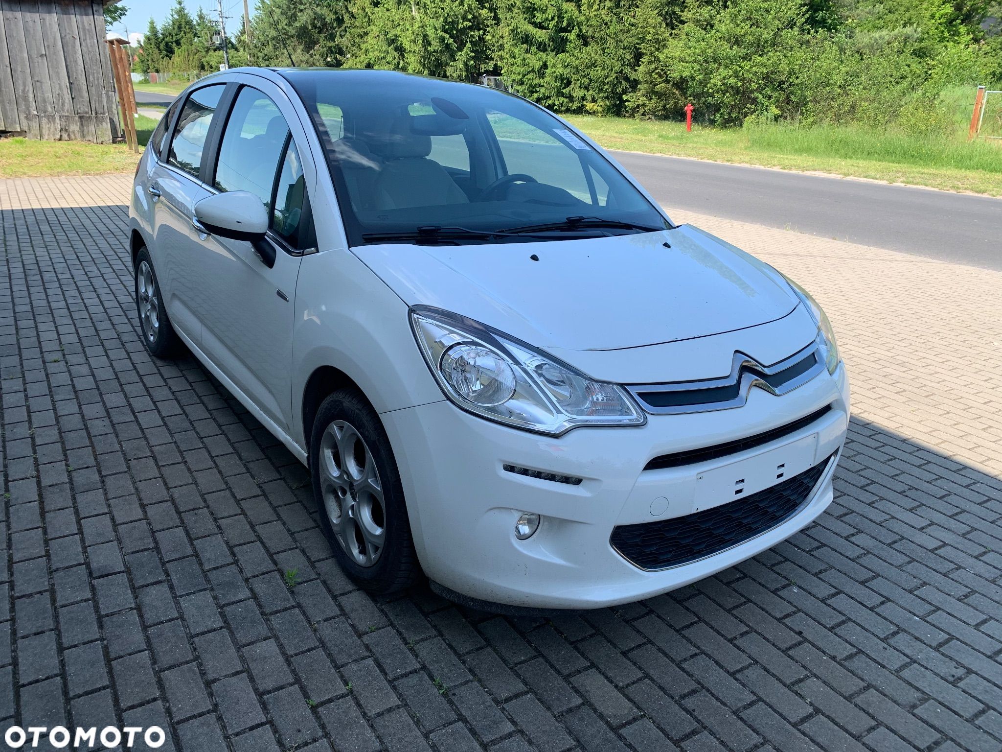 Citroën C3 1.2 PureTech Exclusive - 1