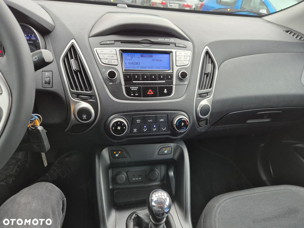 Hyundai ix35 1.6 2WD blue Style - 13