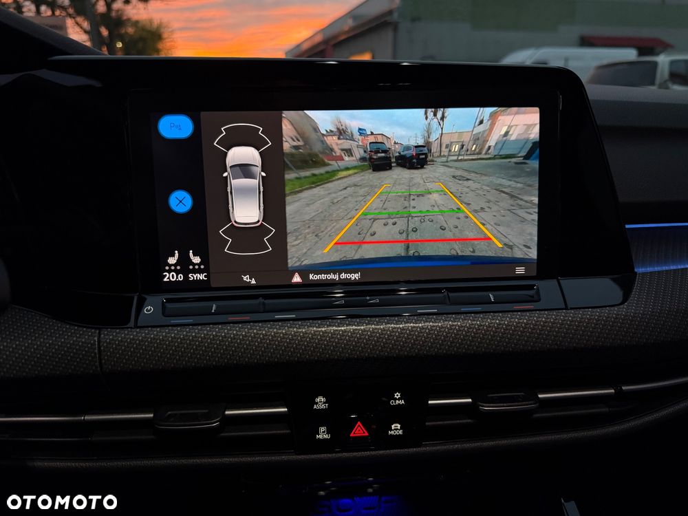 Volkswagen Golf - 13