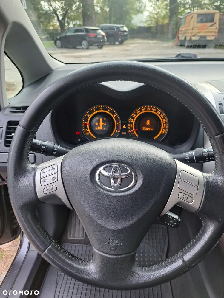 Toyota Auris - 9