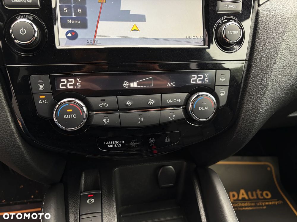 Nissan Qashqai 1.6 DIG-T Tekna+ - 29