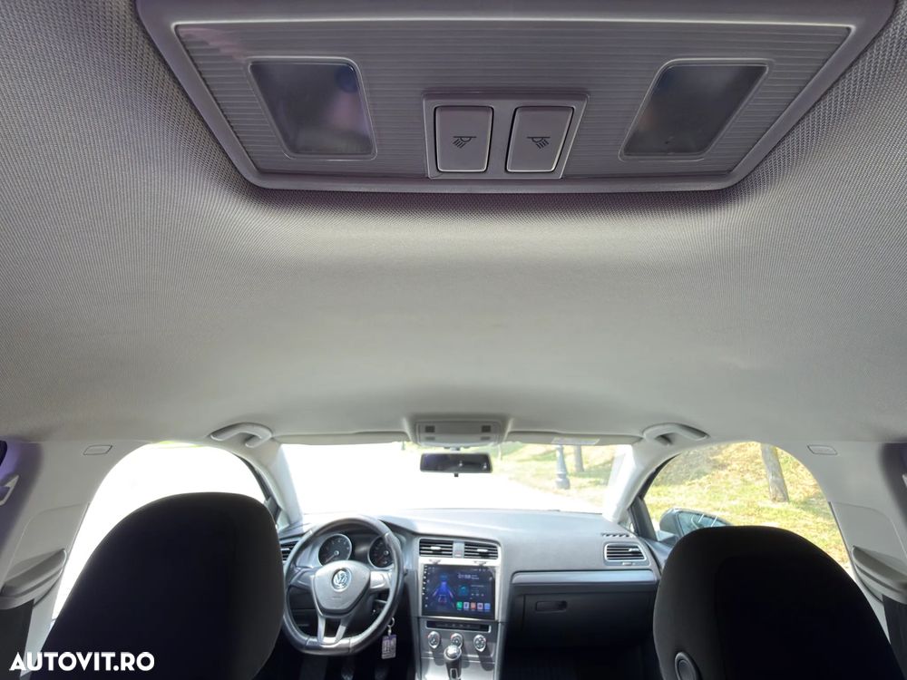 Volkswagen Golf 1.2 TSI BMT Comfortline - 22