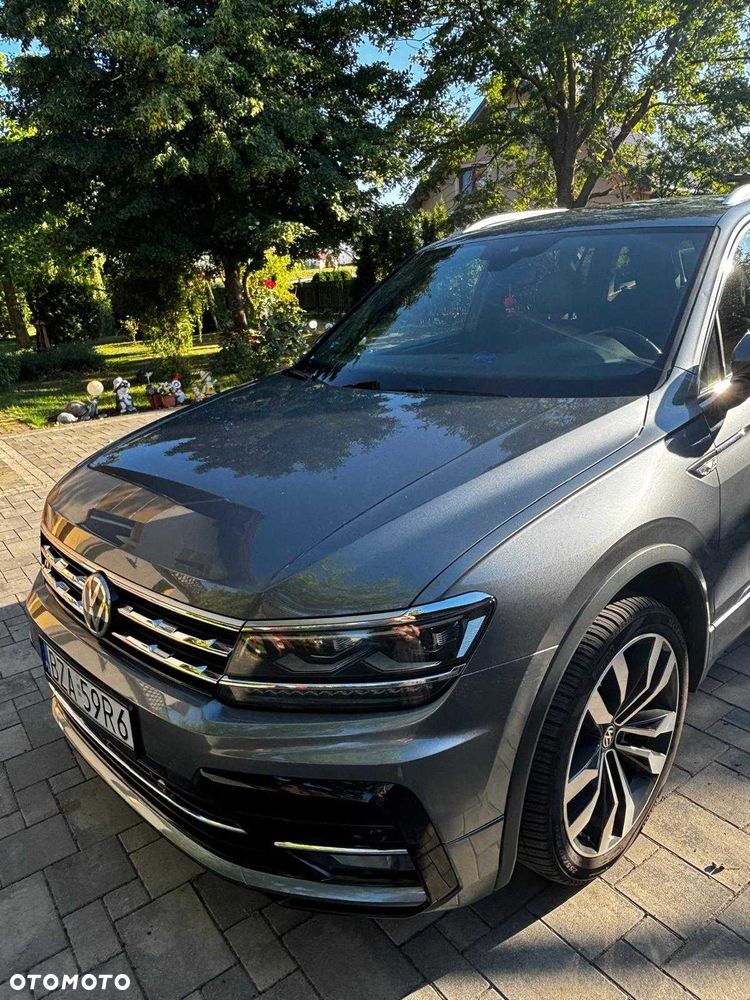 Volkswagen Tiguan - 1