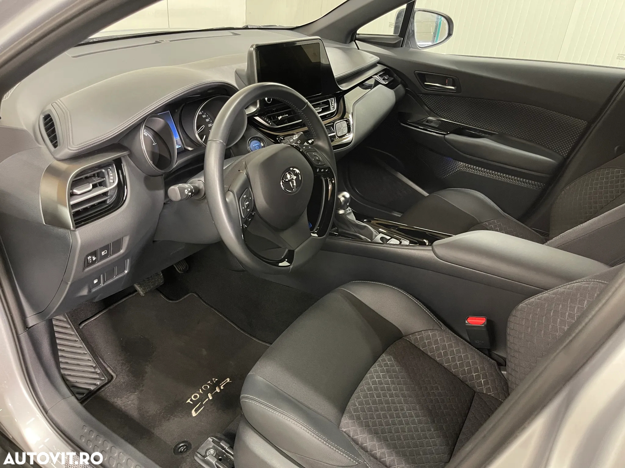 Toyota C-HR 2.0 HSD 184 CP 4x2 CVT Classy - 5