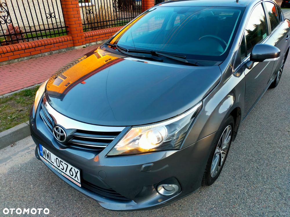 Toyota Avensis - 20