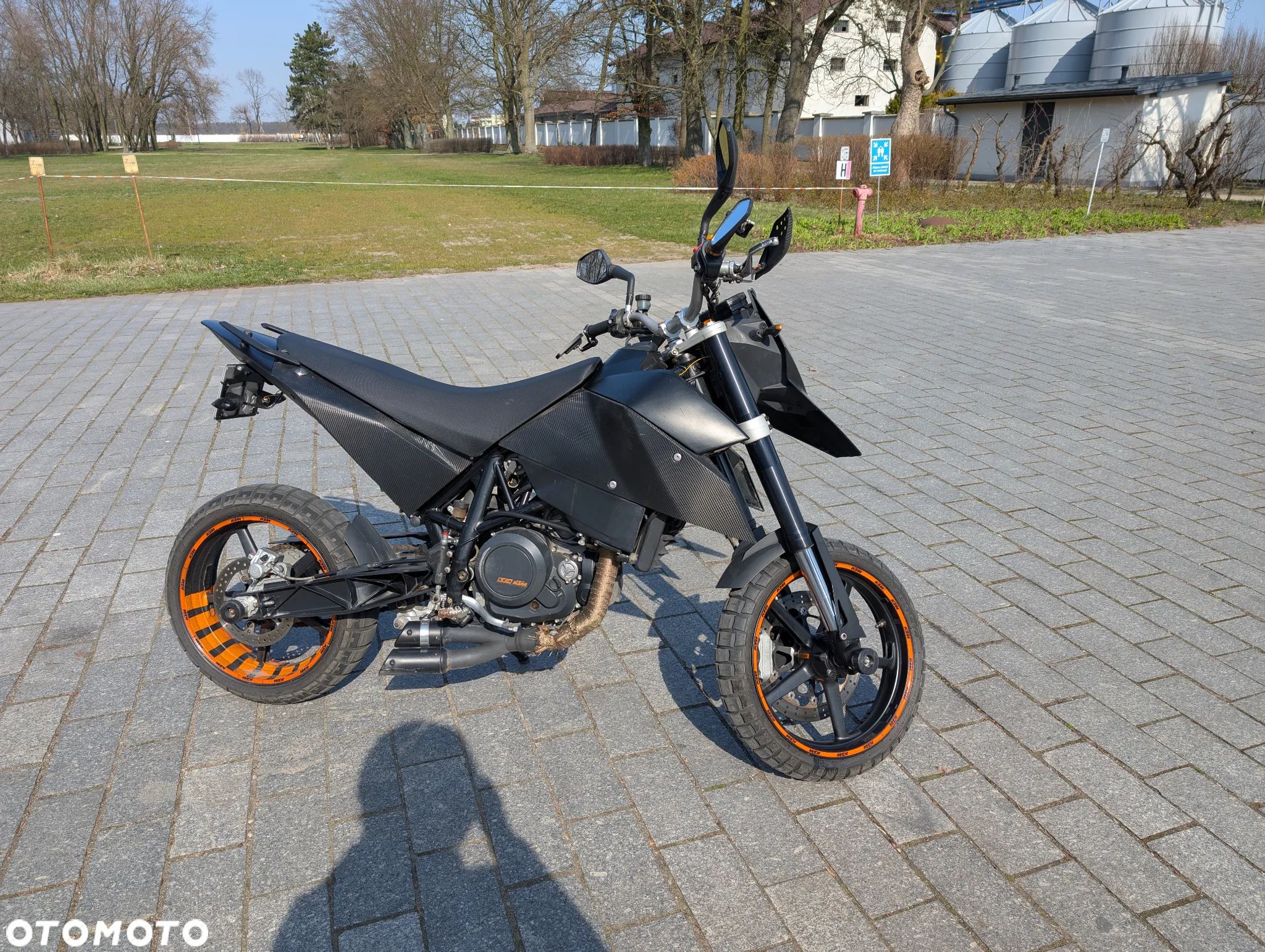 KTM SMC